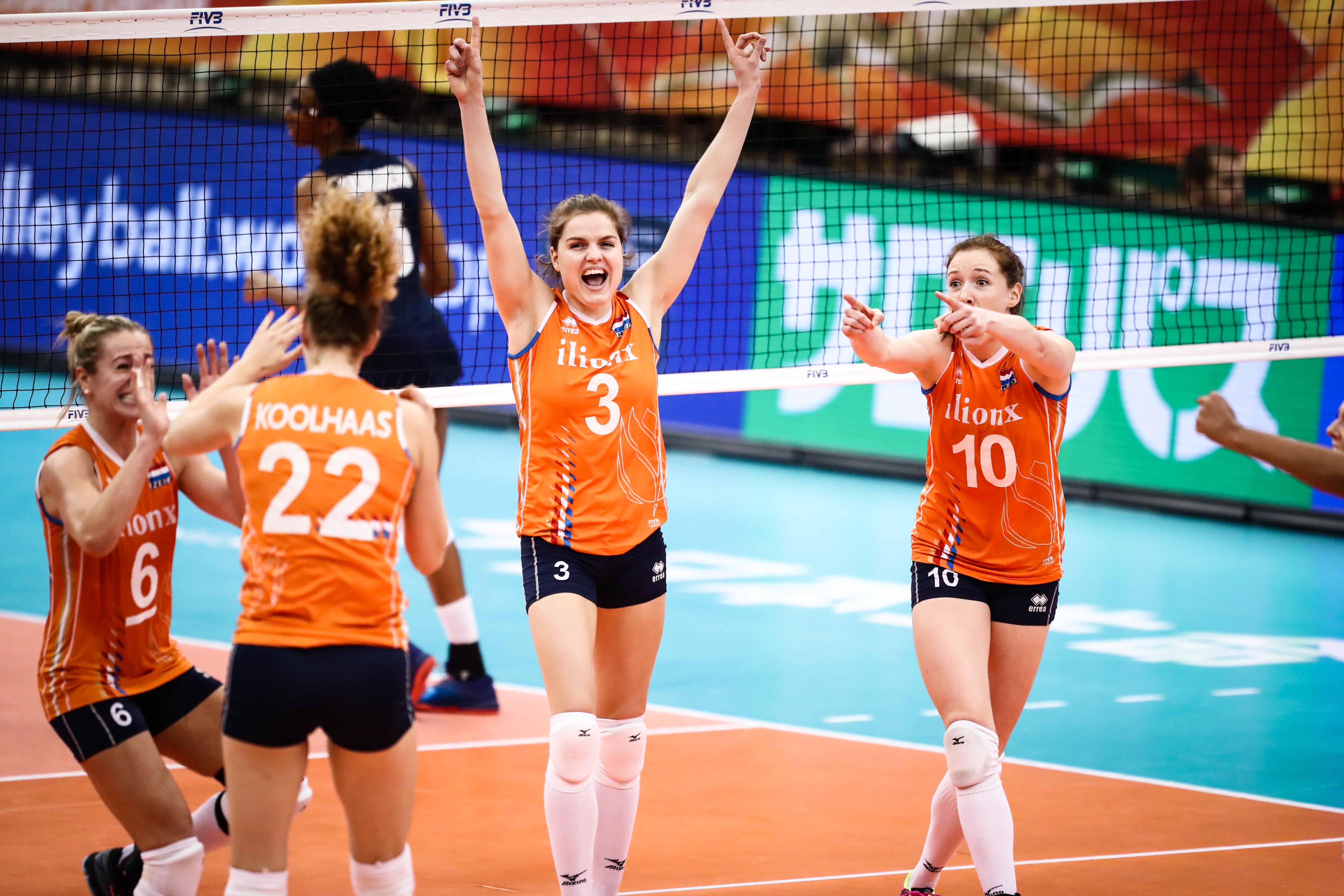 Inheems Beheer Informeer Match - Netherlands-USA - FIVB Volleyball Women's World Championship Japan  2018